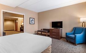 Comfort Suites Downtown Carlisle